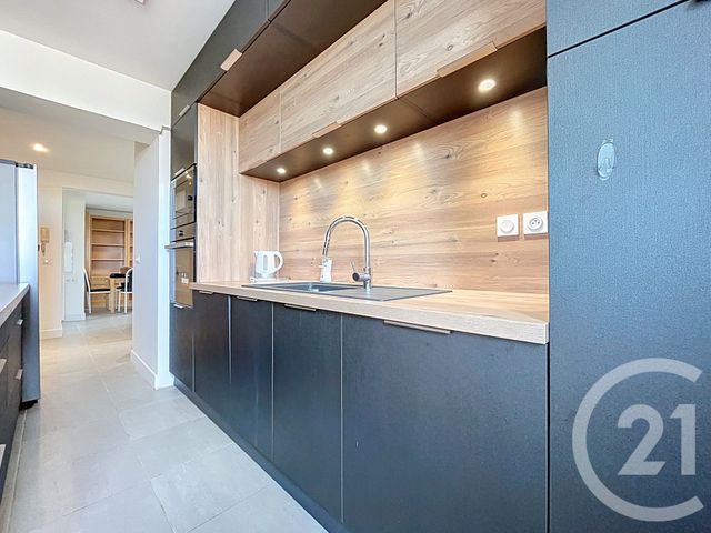 Appartement T4 à vendre - 4 pièces - 76,80 m2 - Bagnols Sur Ceze - 30 - LANGUEDOC-ROUSSILLON