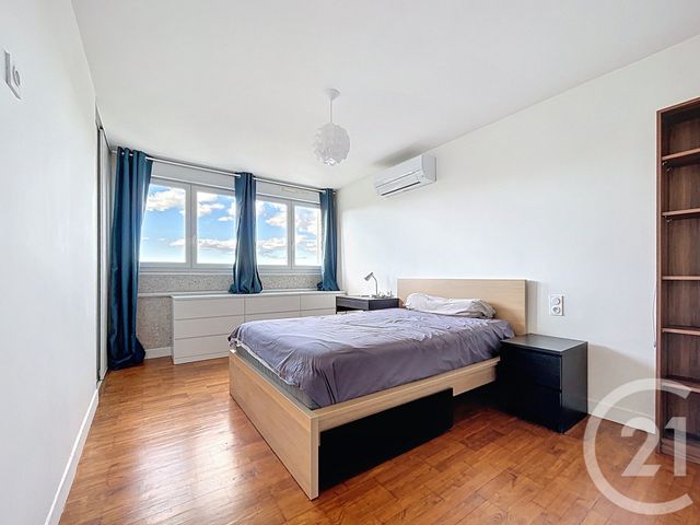 Appartement T4 à vendre - 4 pièces - 76,80 m2 - Bagnols Sur Ceze - 30 - LANGUEDOC-ROUSSILLON