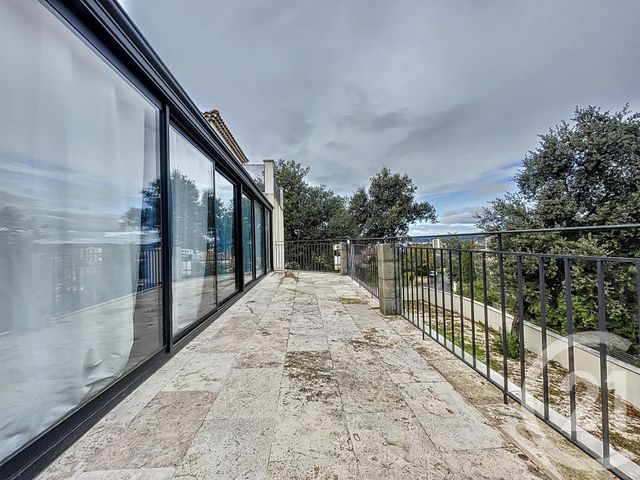 Maison à vendre - 7 pièces - 204,86 m2 - Bagnols Sur Ceze - 30 - LANGUEDOC-ROUSSILLON