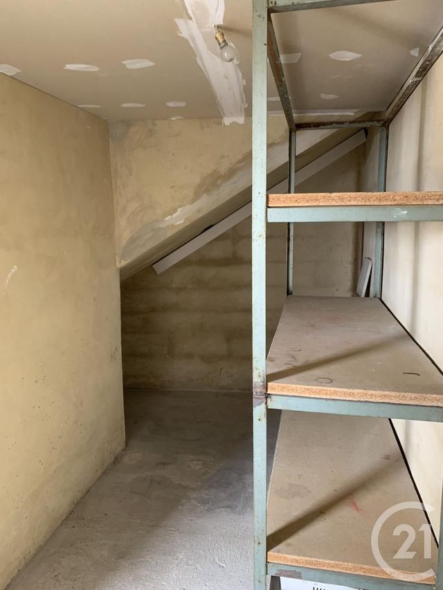 Appartement à louer - 2 pièces - 35 m2 - Bagnols Sur Ceze - 30 - LANGUEDOC-ROUSSILLON