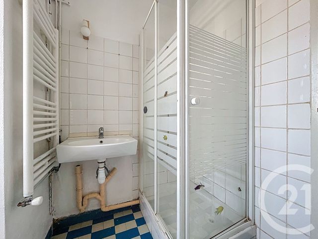 Appartement F4 à vendre - 4 pièces - 60 m2 - Bagnols Sur Ceze - 30 - LANGUEDOC-ROUSSILLON