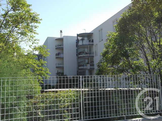Appartement T4 à louer - 4 pièces - 63,48 m2 - Bagnols Sur Ceze - 30 - LANGUEDOC-ROUSSILLON