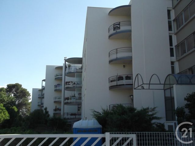 Appartement T4 à louer - 4 pièces - 63,48 m2 - Bagnols Sur Ceze - 30 - LANGUEDOC-ROUSSILLON