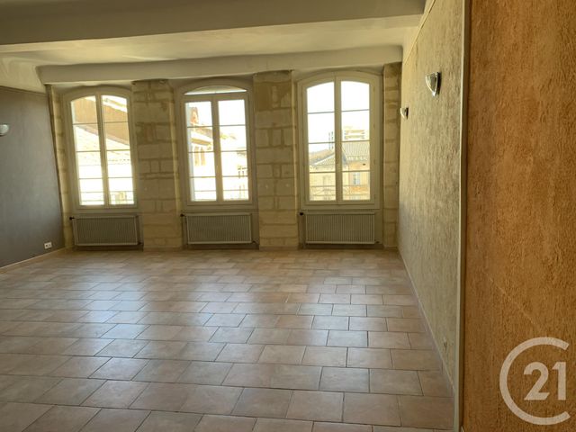 Appartement F3 à louer - 3 pièces - 92 m2 - Bagnols Sur Ceze - 30 - LANGUEDOC-ROUSSILLON