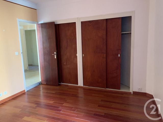 Appartement F3 à louer - 3 pièces - 92 m2 - Bagnols Sur Ceze - 30 - LANGUEDOC-ROUSSILLON