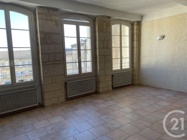 Appartement F3 à louer - 3 pièces - 92 m2 - Bagnols Sur Ceze - 30 - LANGUEDOC-ROUSSILLON