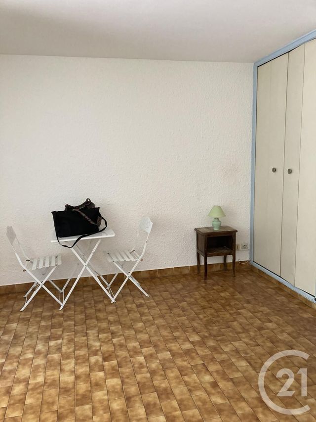 Appartement F1 à vendre - 1 pièce - 26 m2 - Bagnols Sur Ceze - 30 - LANGUEDOC-ROUSSILLON