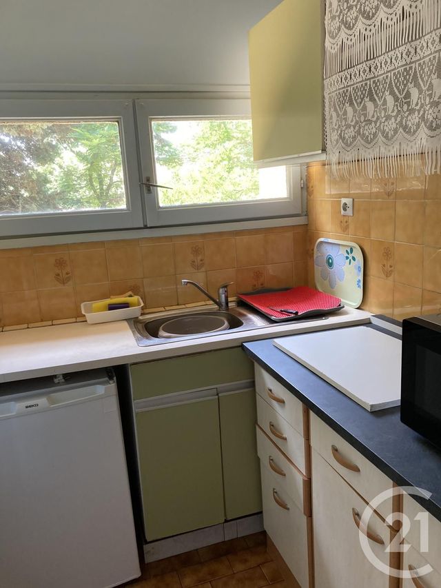 Appartement F1 à vendre - 1 pièce - 26 m2 - Bagnols Sur Ceze - 30 - LANGUEDOC-ROUSSILLON