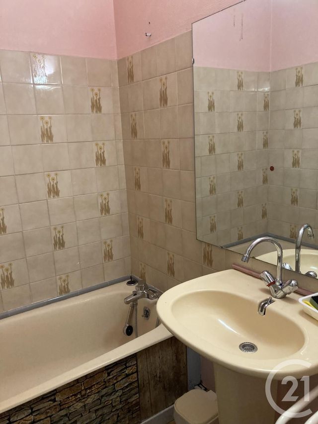 Appartement F1 à vendre - 1 pièce - 26 m2 - Bagnols Sur Ceze - 30 - LANGUEDOC-ROUSSILLON