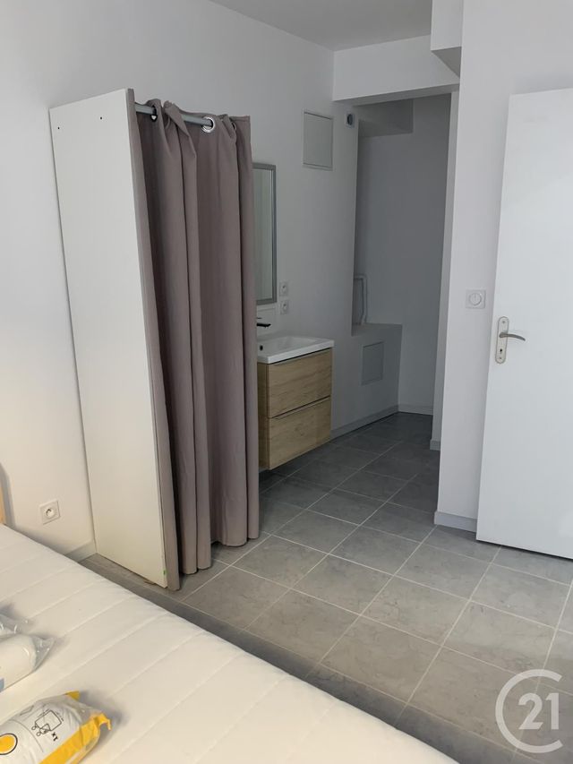 Appartement F2 à louer - 2 pièces - 26,65 m2 - Bagnols Sur Ceze - 30 - LANGUEDOC-ROUSSILLON