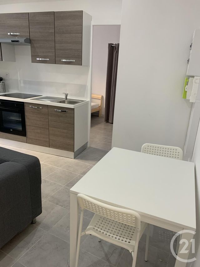 Appartement F2 à louer - 2 pièces - 26,65 m2 - Bagnols Sur Ceze - 30 - LANGUEDOC-ROUSSILLON