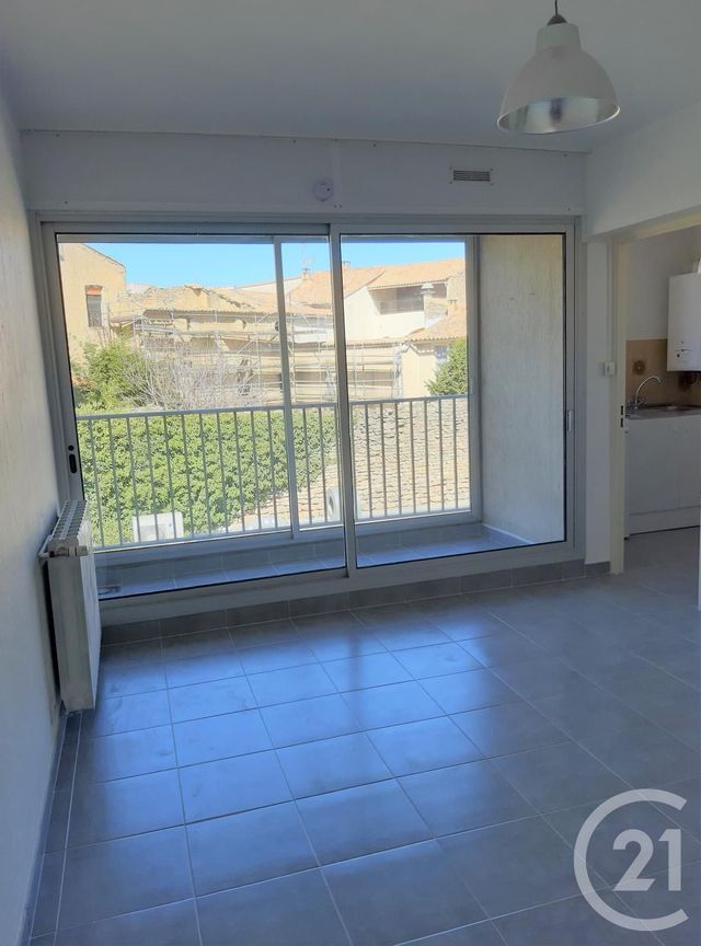 Appartement F1 à louer - 1 pièce - 22,10 m2 - Bagnols Sur Ceze - 30 - LANGUEDOC-ROUSSILLON