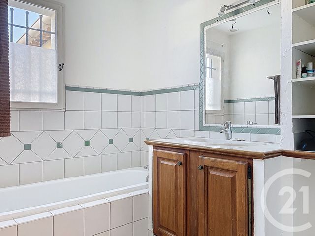 Maison à vendre - 5 pièces - 95,69 m2 - St Genies De Comolas - 30 - LANGUEDOC-ROUSSILLON