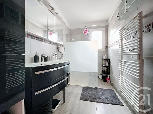 Maison &agrave; vendre - 4 pi&egrave;ces - 103,15 m2 - Laudun L Ardoise - 30 - LANGUEDOC-ROUSSILLON