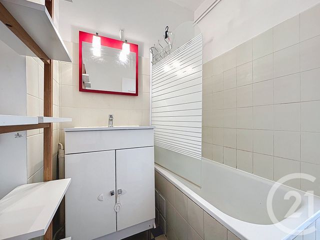 Appartement F4 &agrave; vendre - 4 pi&egrave;ces - 63,72 m2 - Bagnols Sur Ceze - 30 - LANGUEDOC-ROUSSILLON