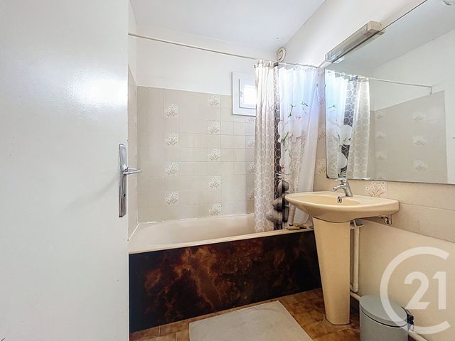 Appartement T2 &agrave; vendre - 2 pi&egrave;ces - 43,21 m2 - Bagnols Sur Ceze - 30 - LANGUEDOC-ROUSSILLON