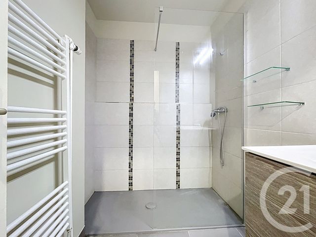 Appartement F2 à vendre - 2 pièces - 39,82 m2 - Bagnols Sur Ceze - 30 - LANGUEDOC-ROUSSILLON