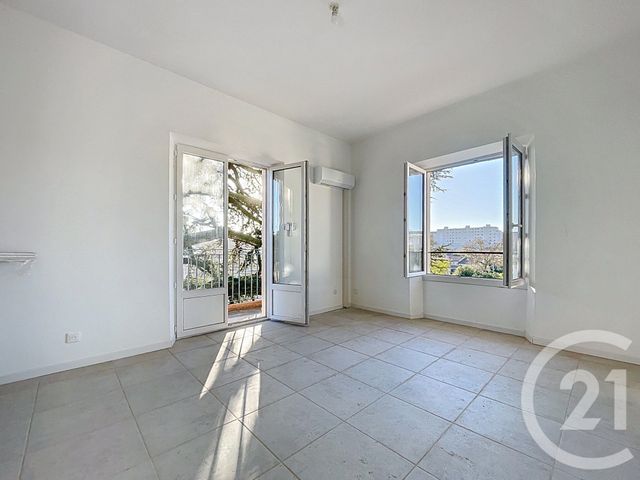 Appartement T3 à vendre - 3 pièces - 54 m2 - Bagnols Sur Ceze - 30 - LANGUEDOC-ROUSSILLON