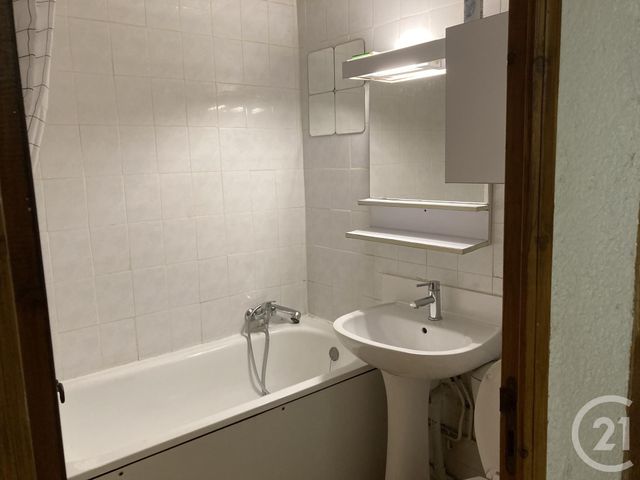 Appartement F1 à louer - 1 pièce - 30,35 m2 - Bagnols Sur Ceze - 30 - LANGUEDOC-ROUSSILLON