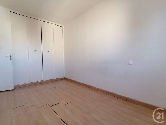 Appartement F2 &agrave; louer - 2 pi&egrave;ces - 42 m2 - Bagnols Sur Ceze - 30 - LANGUEDOC-ROUSSILLON