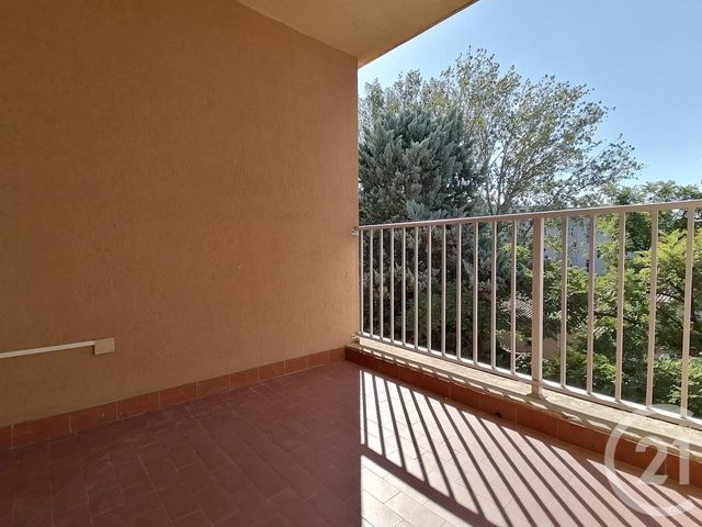 Appartement F2 &agrave; louer - 2 pi&egrave;ces - 42 m2 - Bagnols Sur Ceze - 30 - LANGUEDOC-ROUSSILLON