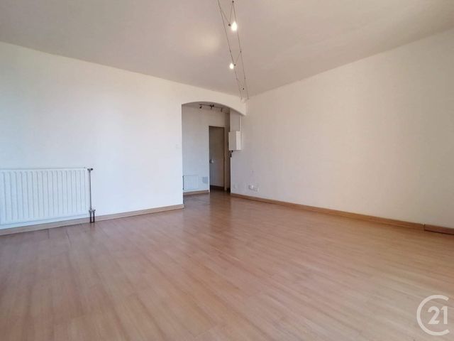 Appartement F2 &agrave; louer - 2 pi&egrave;ces - 42 m2 - Bagnols Sur Ceze - 30 - LANGUEDOC-ROUSSILLON