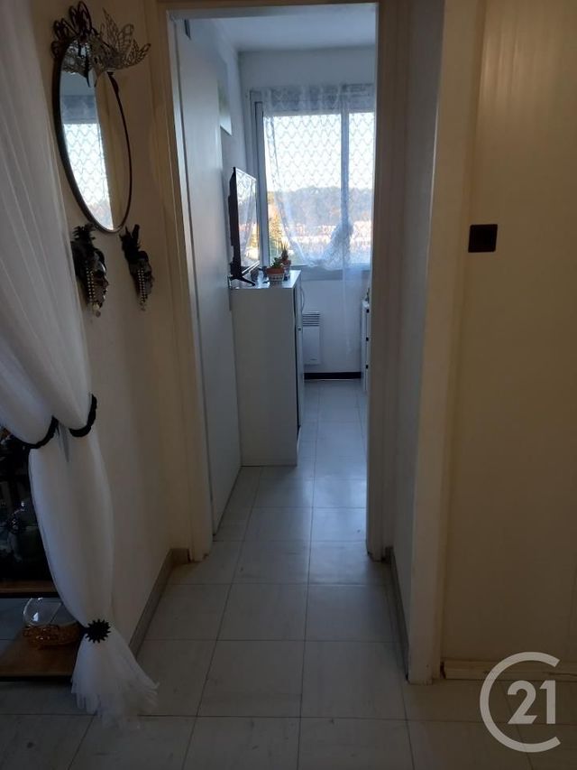 Appartement F2 à louer - 2 pièces - 50,03 m2 - Bagnols Sur Ceze - 30 - LANGUEDOC-ROUSSILLON