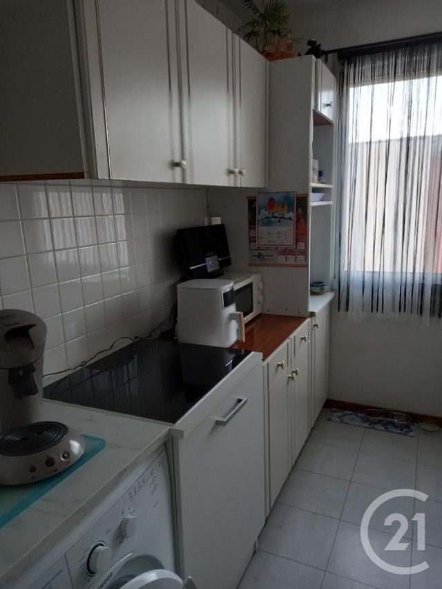 Appartement F2 à louer - 2 pièces - 50,03 m2 - Bagnols Sur Ceze - 30 - LANGUEDOC-ROUSSILLON