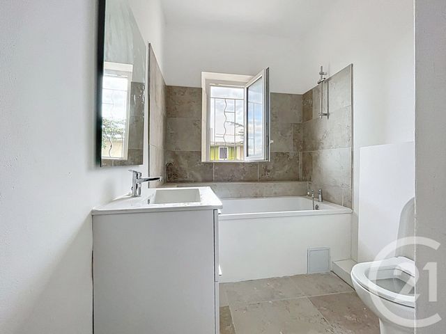 Appartement T3 &agrave; vendre - 3 pi&egrave;ces - 54,45 m2 - Bagnols Sur Ceze - 30 - LANGUEDOC-ROUSSILLON