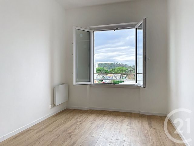 Appartement T3 &agrave; vendre - 3 pi&egrave;ces - 54,45 m2 - Bagnols Sur Ceze - 30 - LANGUEDOC-ROUSSILLON