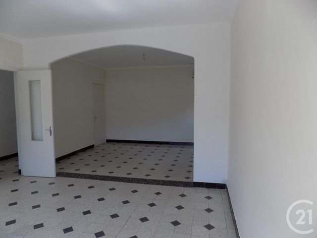Maison &agrave; louer - 6 pi&egrave;ces - 130 m2 - Bagnols Sur Ceze - 30 - LANGUEDOC-ROUSSILLON