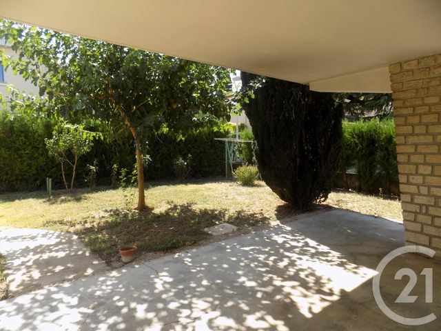 Maison &agrave; louer - 6 pi&egrave;ces - 130 m2 - Bagnols Sur Ceze - 30 - LANGUEDOC-ROUSSILLON