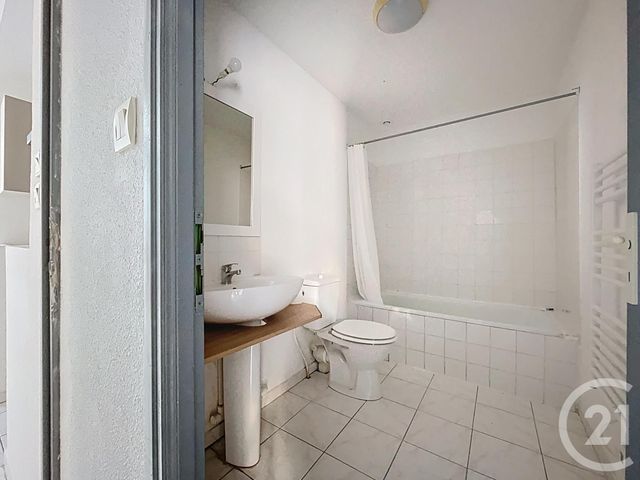 Appartement F2 &agrave; vendre - 2 pi&egrave;ces - 62,48 m2 - Bagnols Sur Ceze - 30 - LANGUEDOC-ROUSSILLON