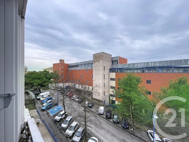 Appartement F4 &agrave; vendre - 4 pi&egrave;ces - 74,32 m2 - Bagnols Sur Ceze - 30 - LANGUEDOC-ROUSSILLON