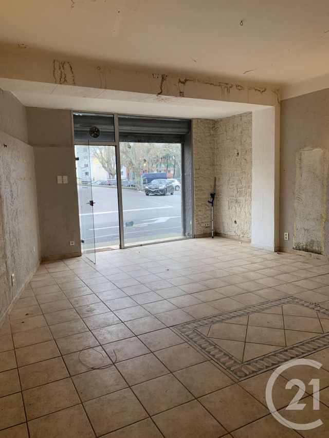 Appartement Autre &agrave; louer - 2 pi&egrave;ces - 50 m2 - Bagnols Sur Ceze - 30 - LANGUEDOC-ROUSSILLON