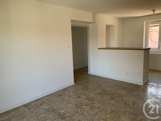 Appartement &agrave; louer - 3 pi&egrave;ces - 69,41 m2 - Bagnols Sur Ceze - 30 - LANGUEDOC-ROUSSILLON