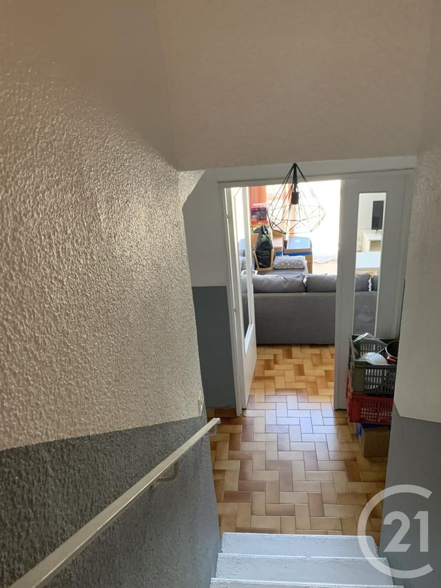 Appartement F2 &agrave; louer - 2 pi&egrave;ces - 71 m2 - Orange - 84 - PROVENCE-ALPES-COTE-D-AZUR