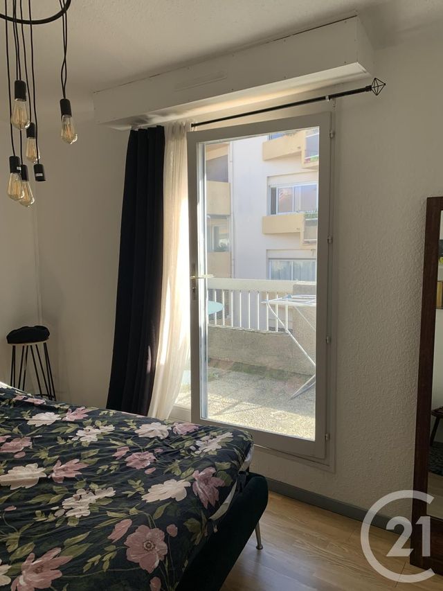 Appartement F2 &agrave; louer - 2 pi&egrave;ces - 71 m2 - Orange - 84 - PROVENCE-ALPES-COTE-D-AZUR