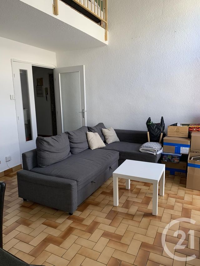 Appartement F2 &agrave; louer - 2 pi&egrave;ces - 71 m2 - Orange - 84 - PROVENCE-ALPES-COTE-D-AZUR