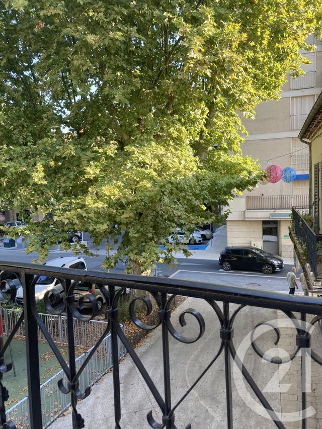 Appartement F2 &agrave; louer - 2 pi&egrave;ces - 59,30 m2 - Bagnols Sur Ceze - 30 - LANGUEDOC-ROUSSILLON