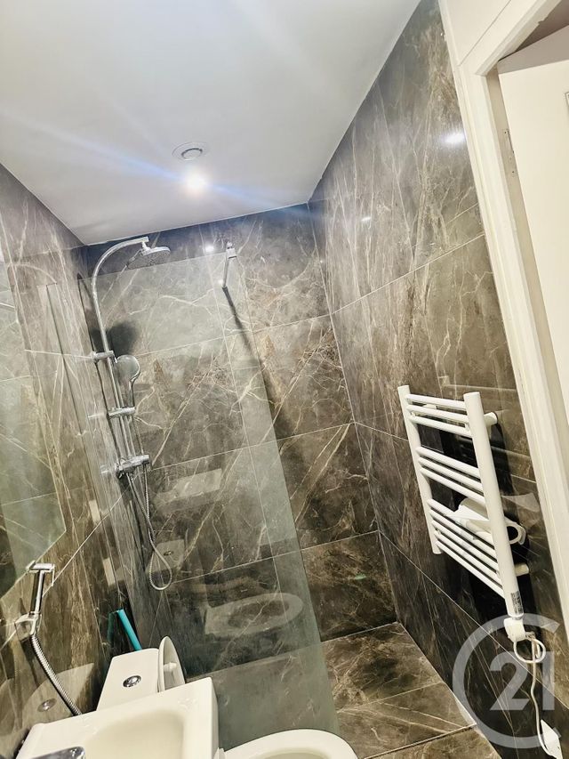 Maison &agrave; louer - 4 pi&egrave;ces - 115,73 m2 - Bagnols Sur Ceze - 30 - LANGUEDOC-ROUSSILLON