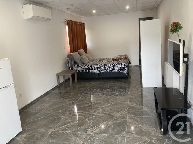 Maison &agrave; louer - 4 pi&egrave;ces - 142 m2 - Bagnols Sur Ceze - 30 - LANGUEDOC-ROUSSILLON