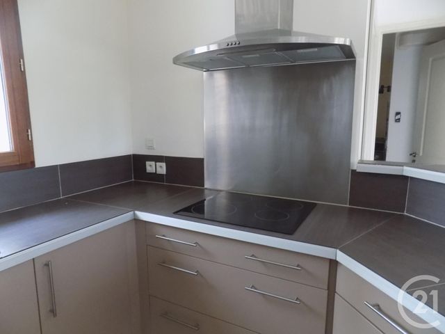 Maison &agrave; louer - 3 pi&egrave;ces - 65 m2 - St Julien De Peyrolas - 30 - LANGUEDOC-ROUSSILLON