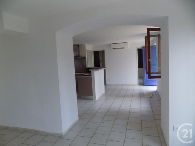 Maison &agrave; louer - 3 pi&egrave;ces - 65 m2 - St Julien De Peyrolas - 30 - LANGUEDOC-ROUSSILLON
