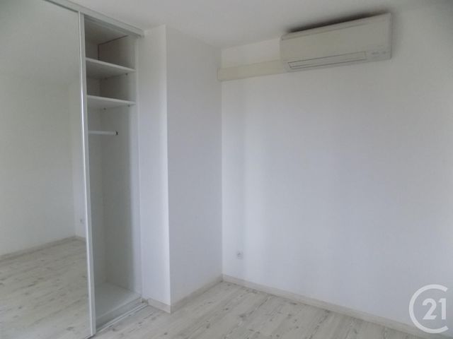 Maison &agrave; louer - 3 pi&egrave;ces - 65 m2 - St Julien De Peyrolas - 30 - LANGUEDOC-ROUSSILLON