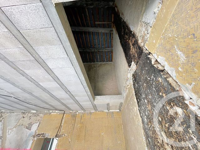 Appartement Duplex &agrave; vendre - 2 pi&egrave;ces - 132 m2 - Bagnols Sur Ceze - 30 - LANGUEDOC-ROUSSILLON