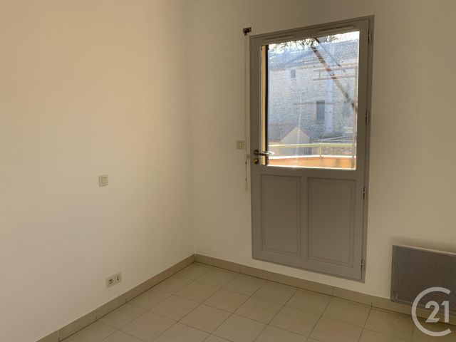 Appartement F4 &agrave; louer - 4 pi&egrave;ces - 92 m2 - Verfeuil - 30 - LANGUEDOC-ROUSSILLON