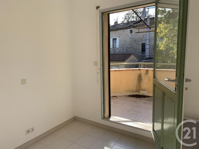Appartement F4 &agrave; louer - 4 pi&egrave;ces - 92 m2 - Verfeuil - 30 - LANGUEDOC-ROUSSILLON