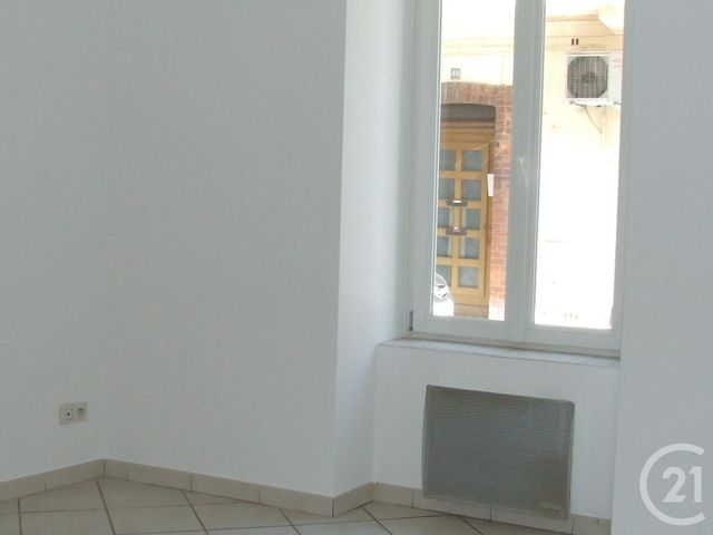 Appartement F2 &agrave; louer - 2 pi&egrave;ces - 56 m2 - Bagnols Sur Ceze - 30 - LANGUEDOC-ROUSSILLON