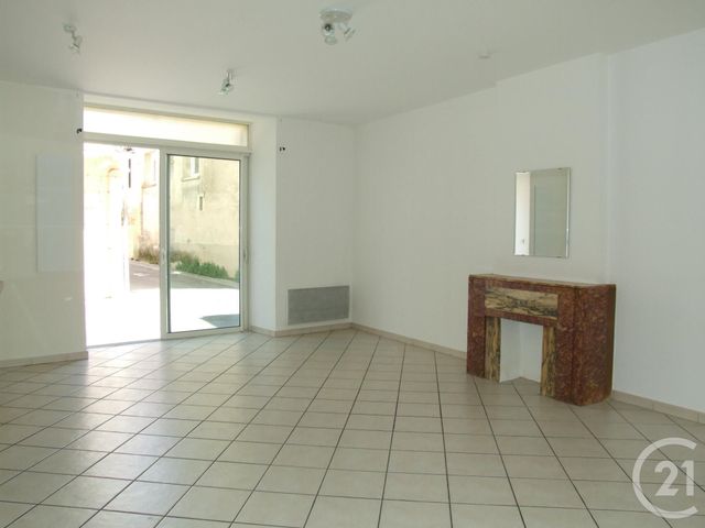 Appartement F2 &agrave; louer - 2 pi&egrave;ces - 56 m2 - Bagnols Sur Ceze - 30 - LANGUEDOC-ROUSSILLON